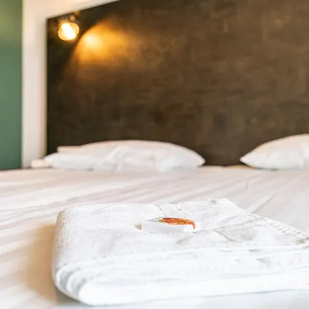 & Eetk'fee De Vlik Ospel