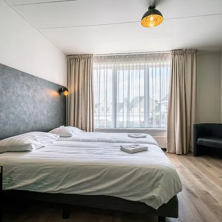 & Eetk'fee De Vlik Ospel