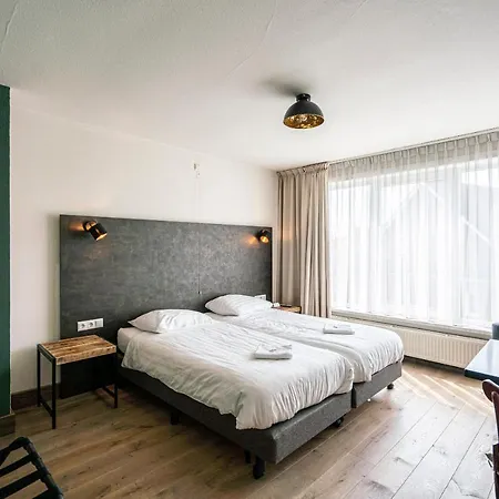 & Eetk'fee De Vlik Hotel 3*