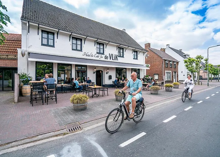 & Eetk'fee De Vlik Hotell