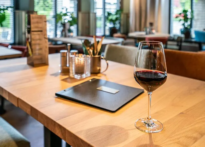 Hotel & Eetk'Fee De Vlik Ospel